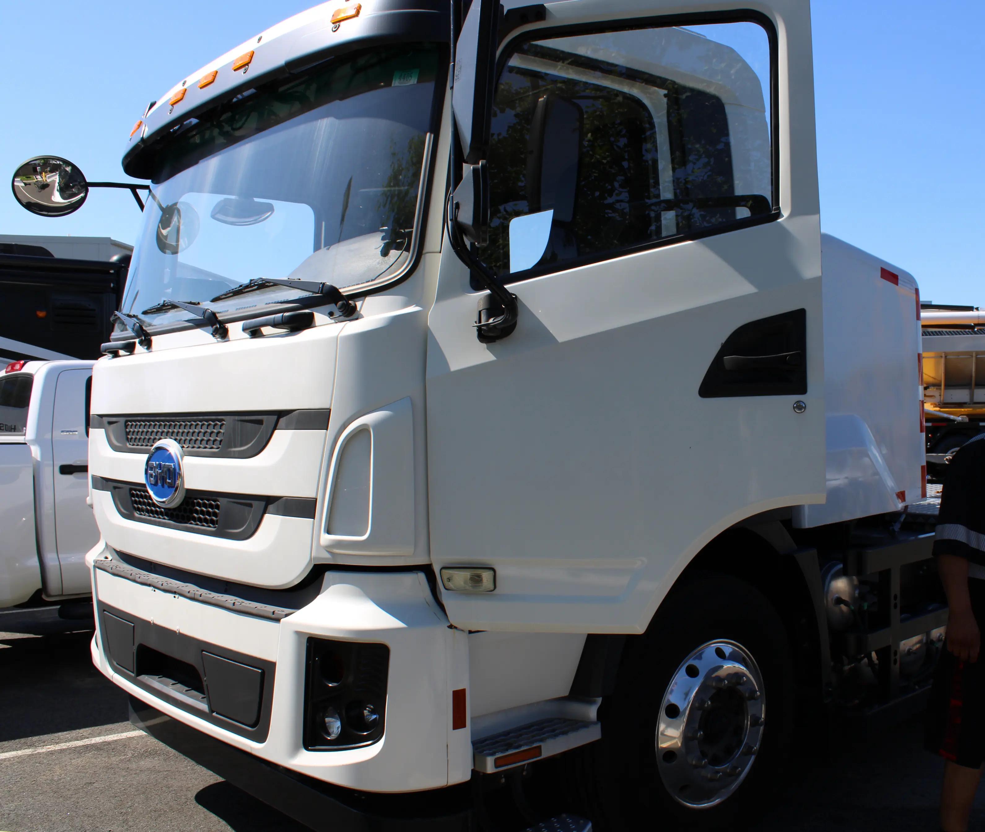 A truck from an intermodal transportation trucking company serving New Jersey